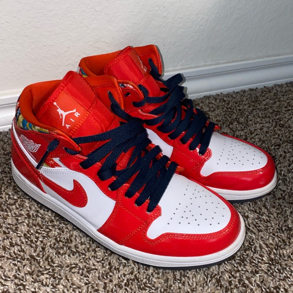 Air Jordan 1 Mid SE